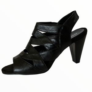 AEROSOLES NEW WITHOUT BOX CUT OUT CAGE SLINGBACK STACKED HEEL SANDALS